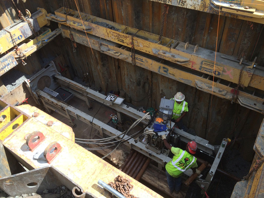 Pilot Tubing, Guided Boring & the Axis Method Midwest Mole