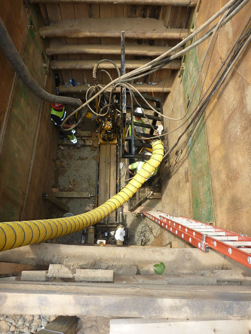 Pilot Tubing, Guided Boring & the Axis Method Midwest Mole